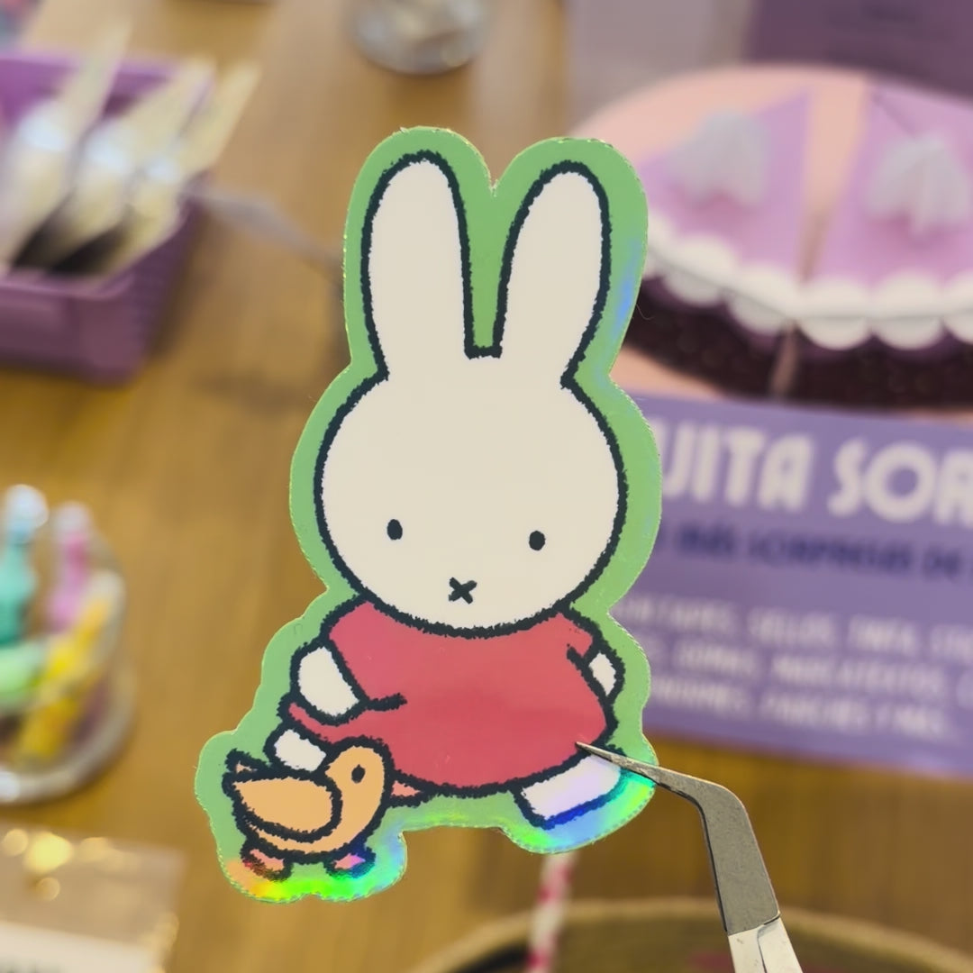 Sticker Vinil Holográfico "Miffy"